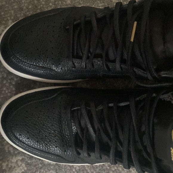 !!SOLD!! Jordan 1 city of flight size 13 used - Picture 2 of 6